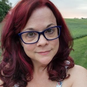 Meet your Posher, Lori